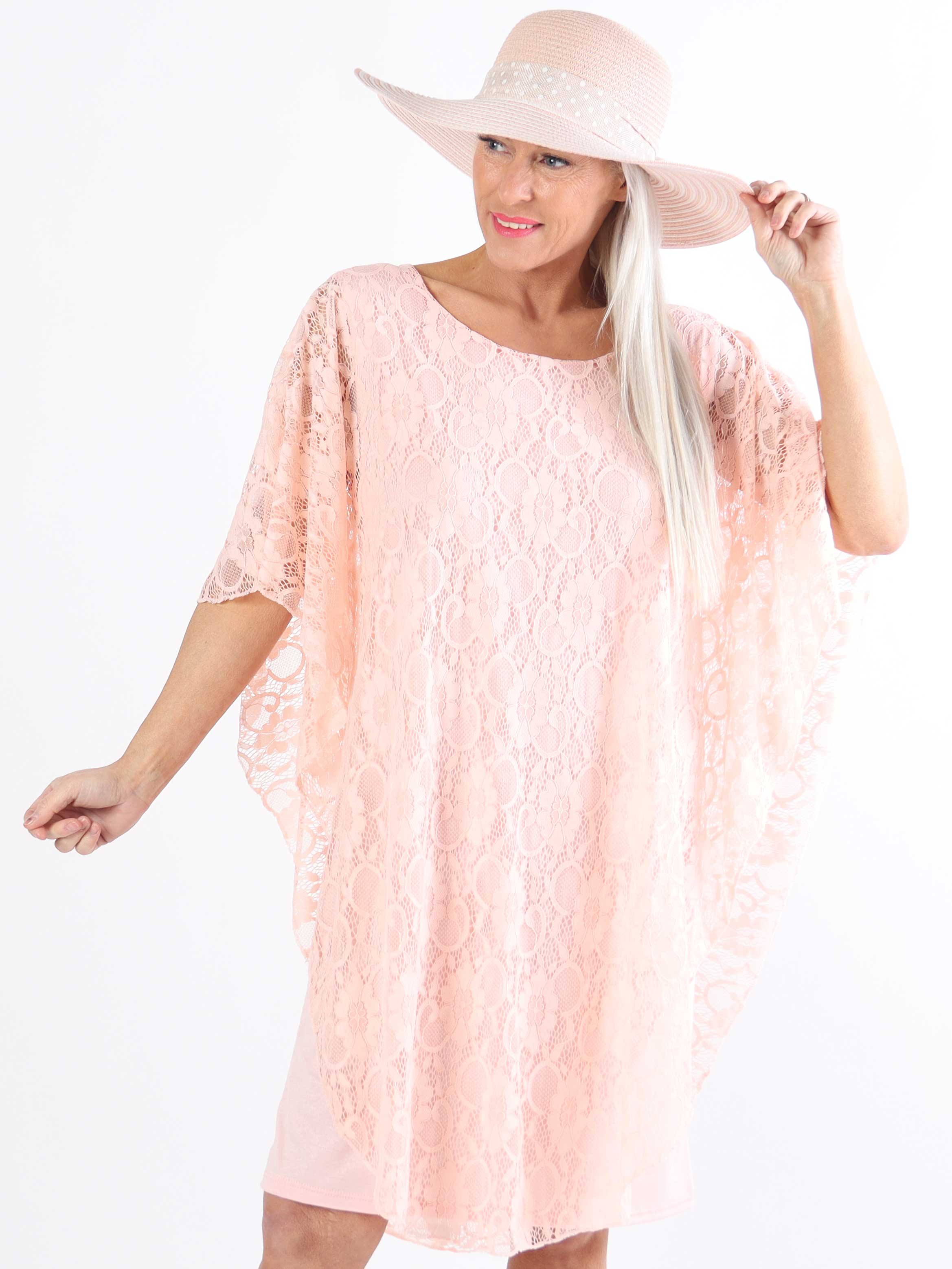 Kenya Lace - Sød plus size tunikakjole i blonde
